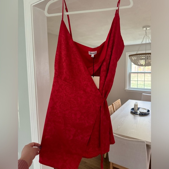 NWT -Superdown from Revolve, XL, red Lamiae wrap dress - Picture 4 of 5
